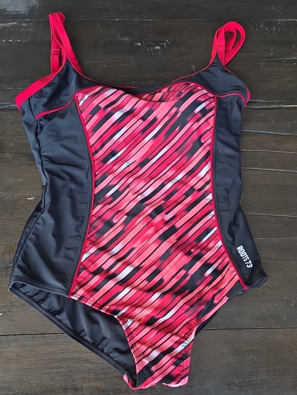 (14) Roots Striped One-Piece Swimsuit Swim Beach Vacation Athletic Boat Summer